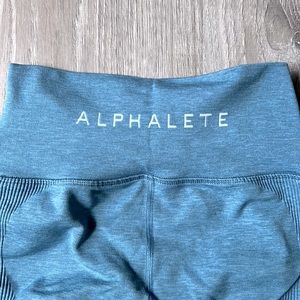Alphalete size small